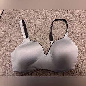 Light gray wireless bra